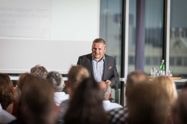 Jörg Buckmann beim 31. Personalentscheider-Netzwerktreffen in Karlsruhe